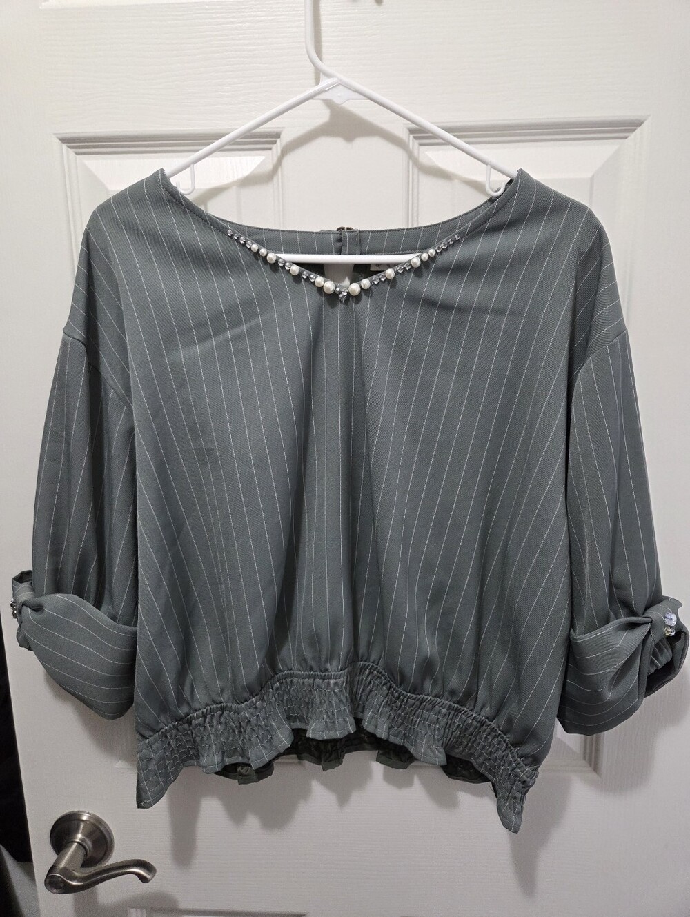axes femme Ribbon-Sleeved Pullover